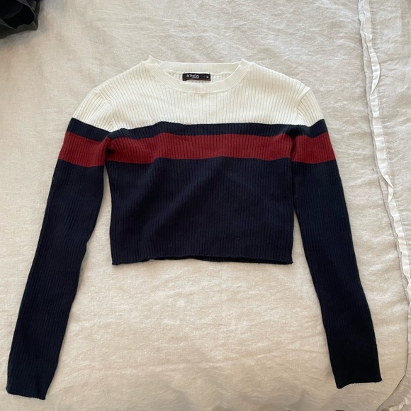 Stretchy crop sweater top - Picture 3 of 5